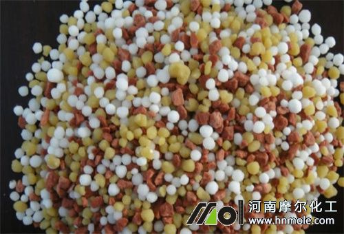水溶性肥料是顆粒 水溶性肥料是顆粒